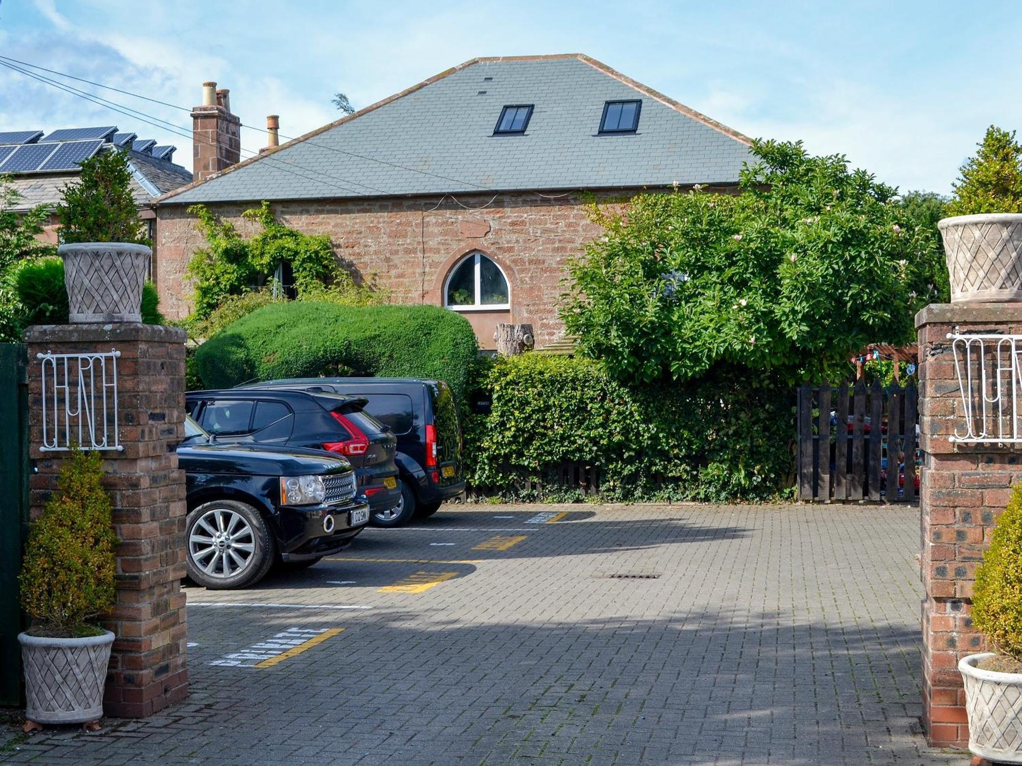 5 Church Square Rigg Exterior photo